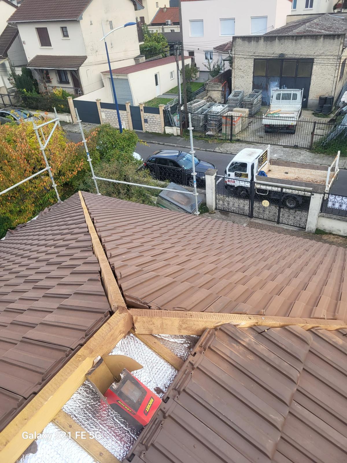 Artisan couvreur à Montfermeil (93370) - AMF Couverture en Seine-Saint-Denis (93)