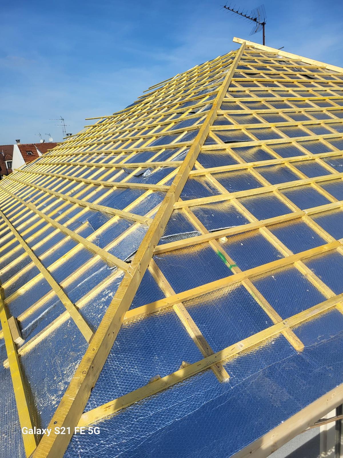 Artisan couvreur à Montfermeil (93370) - AMF Couverture en Seine-Saint-Denis (93)