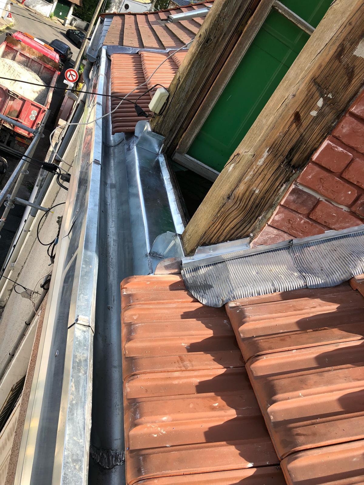 Artisan couvreur à Montfermeil (93370) - AMF Couverture en Seine-Saint-Denis (93)