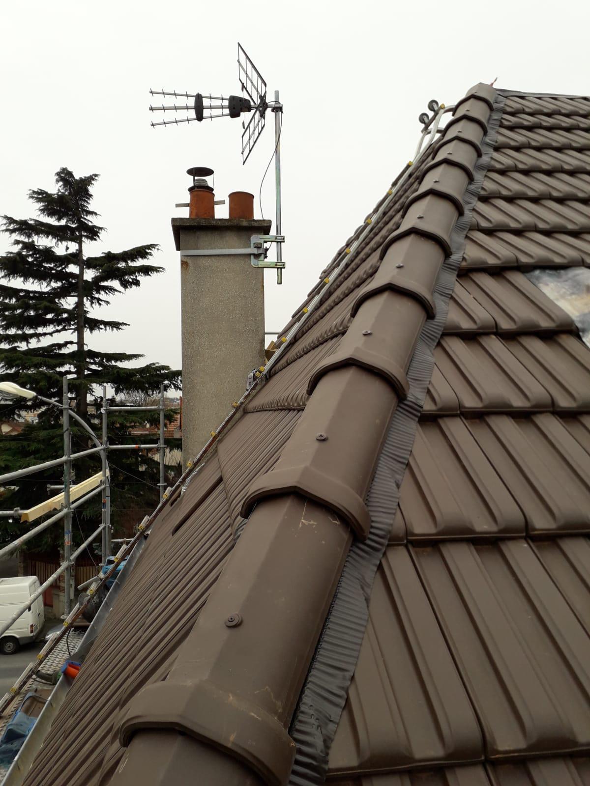 Artisan couvreur à Montfermeil (93370) - AMF Couverture en Seine-Saint-Denis (93)