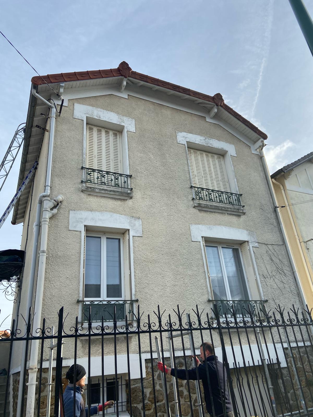 Artisan couvreur à Montfermeil (93370) - AMF Couverture en Seine-Saint-Denis (93)