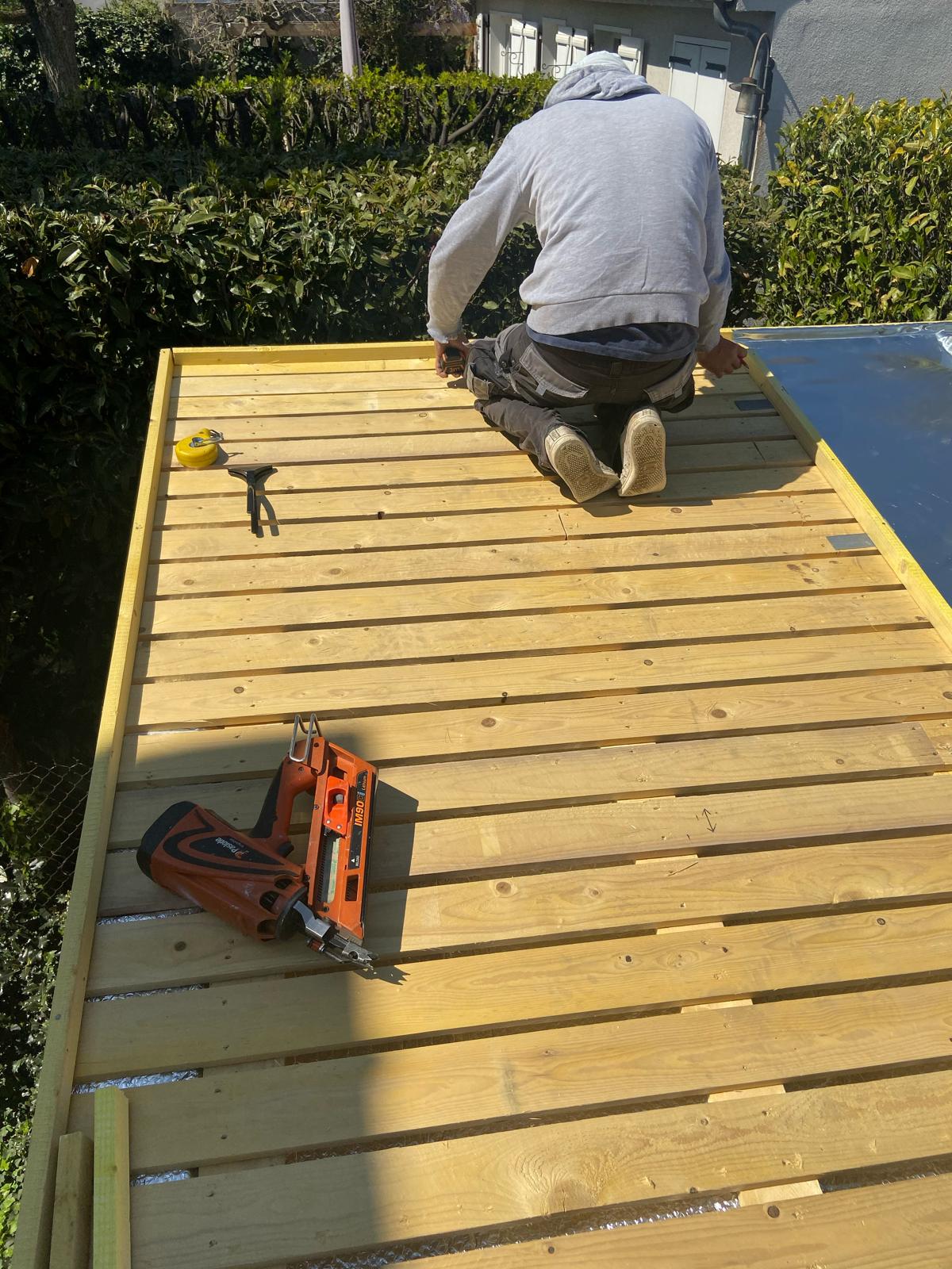 Artisan couvreur à Montfermeil (93370) - AMF Couverture en Seine-Saint-Denis (93)