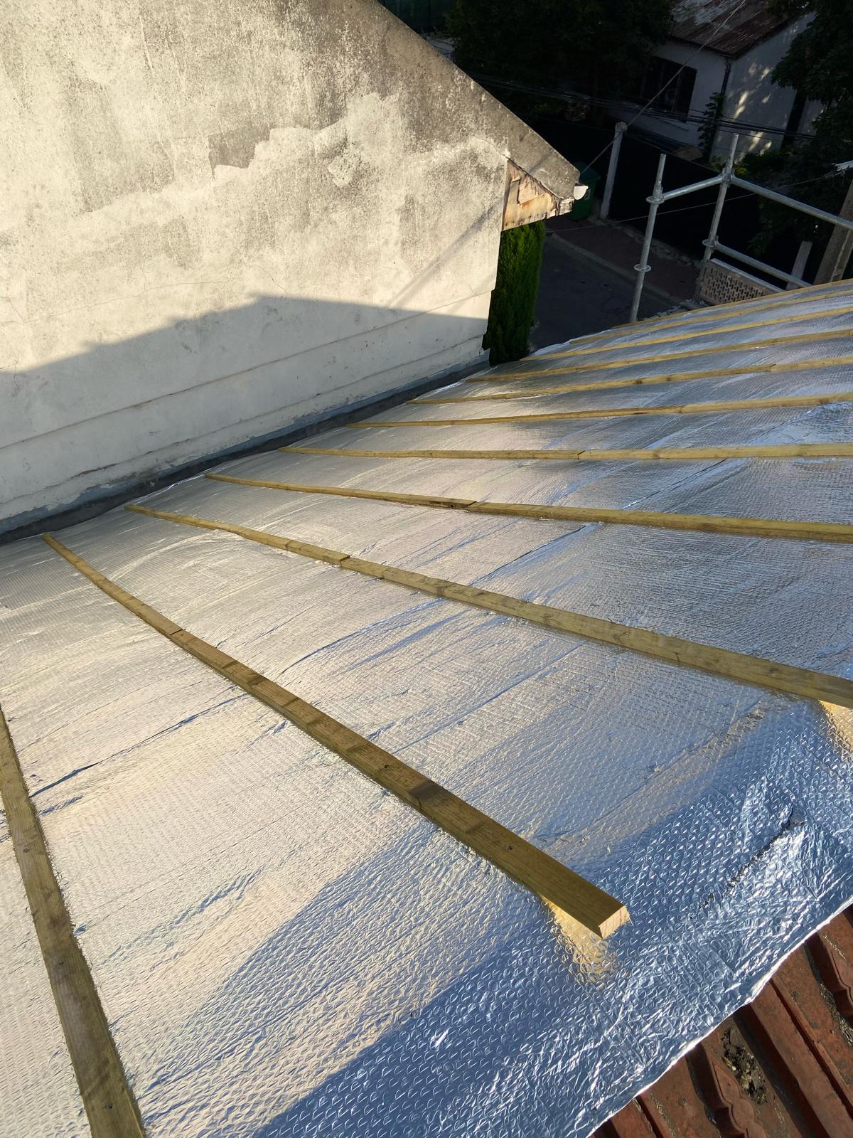 Artisan couvreur à Montfermeil (93370) - AMF Couverture en Seine-Saint-Denis (93)