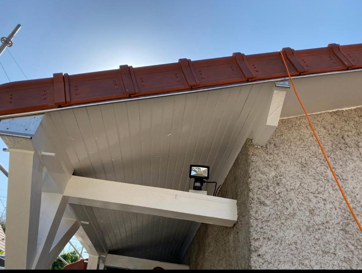 Artisan couvreur à Montfermeil (93370) - AMF Couverture en Seine-Saint-Denis (93)