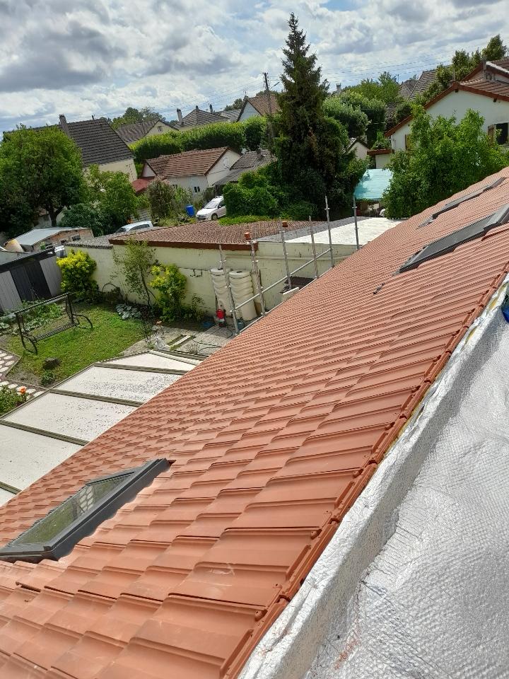 Artisan couvreur à Montfermeil (93370) - AMF Couverture en Seine-Saint-Denis (93)